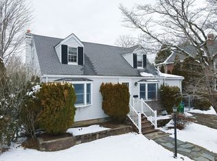 17 Kilburn Rd, Newton, MA 02465