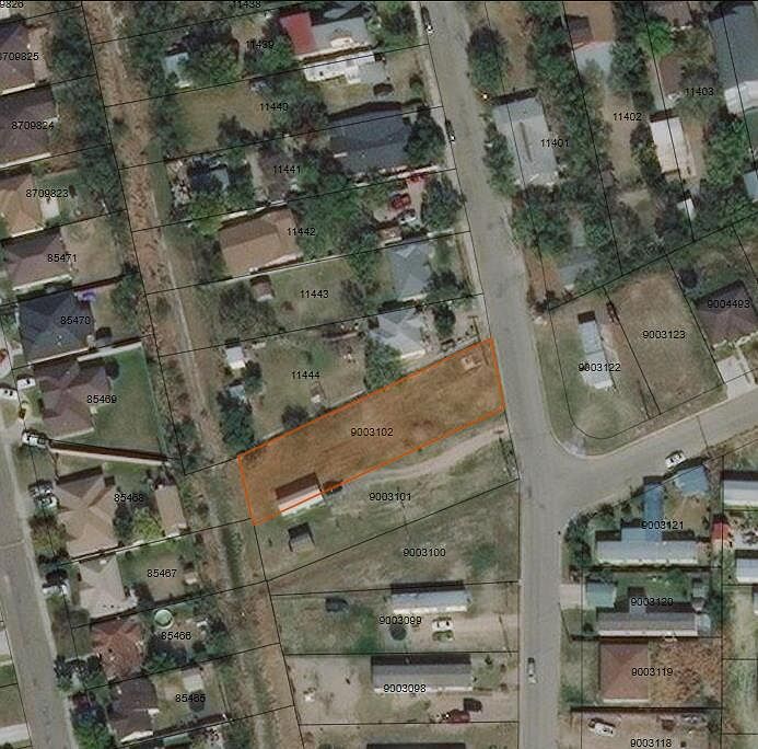 2nd image of 1001 Casales Rd