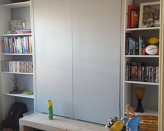 2nd Bedroom has murphy bed