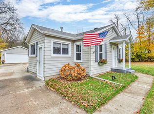 2557 Clark St, Jackson, MI 49202