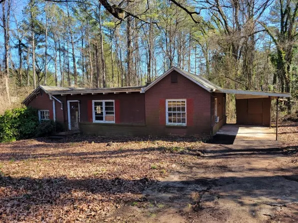 672 Rowland Rd, Stone Mountain, GA 30083