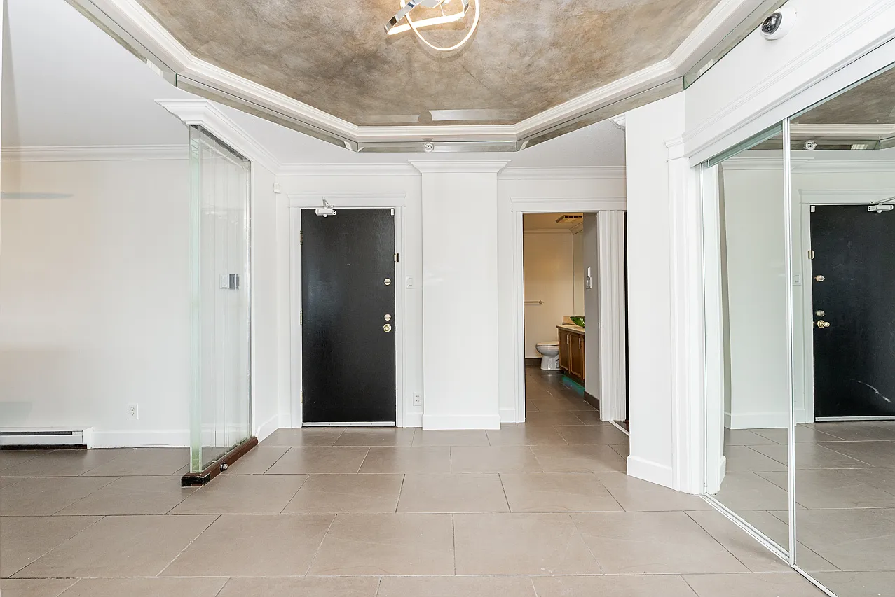 3 bed, 1800 sqft, $3,850 — Photo 1