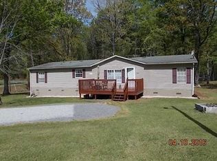 1108 Wateree Estates Rd, Winnsboro, SC 29180