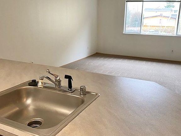 5th image of 12529 35th Ave NE #17527165