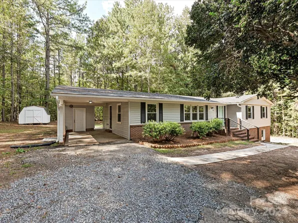 302 E Gaston Ave, Bessemer City, NC 28016