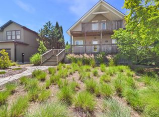 243 Island St, Saugeen Shores, ON N0H 2L0