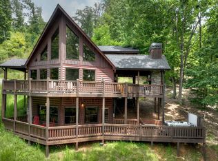 76 Honey Bear Ln, Morganton, GA 30560