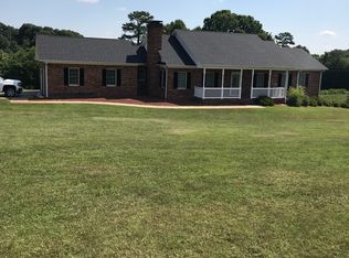 1487 Fulp Rd, Walnut Cove, NC 27052