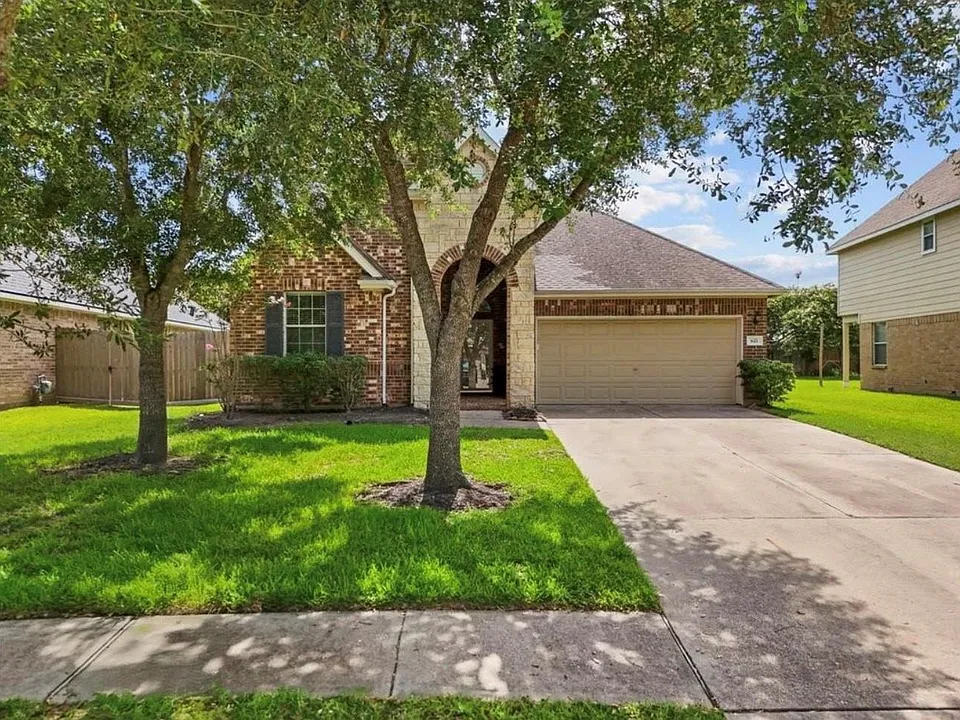 621 Rocky Hollow Ln