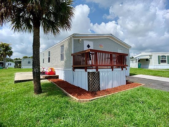 Front view left side