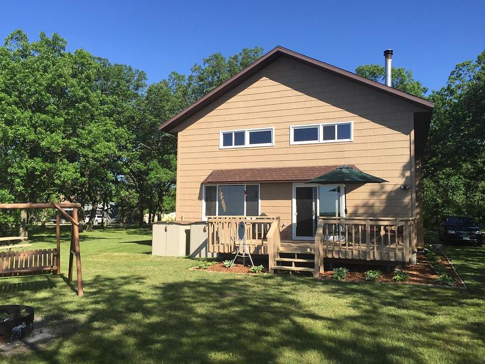 1st image of 36750 Oak Point Dr
