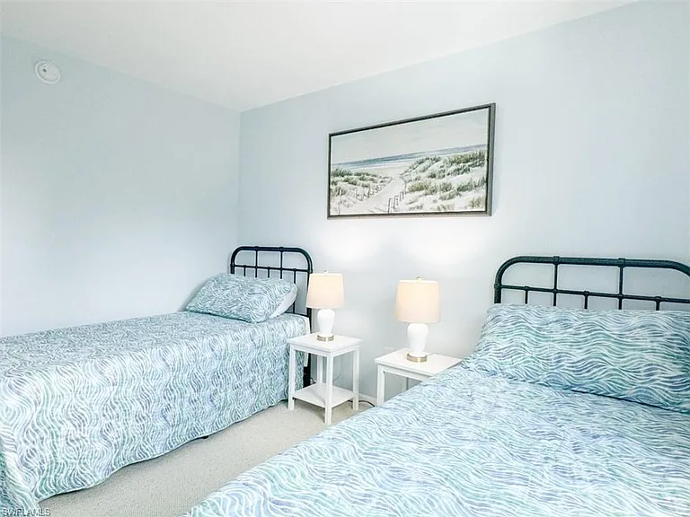 788 Park Shore Dr #D27 — Photo 32