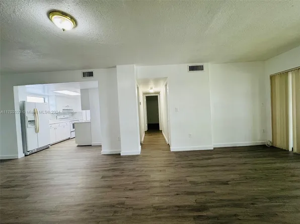 6320 SW 138th Ct APT 408, Miami, FL 33183