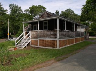 8 Locust St, Beverly, MA 01915