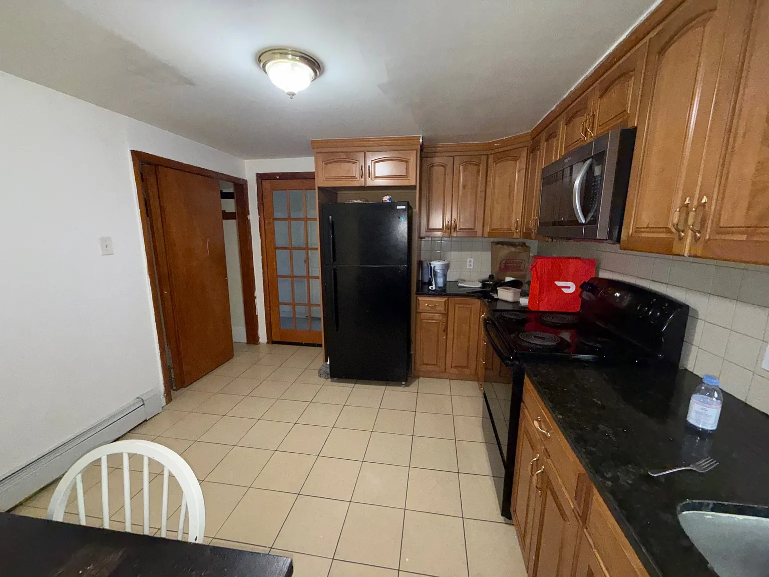 4 bed, 1400 sqft, $3,600 — Photo 1
