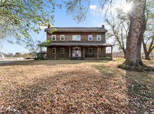18405 Rheas Community Rd, Lincoln, AR 72744