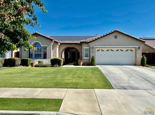10902 Thunder Falls Ave, Bakersfield, CA