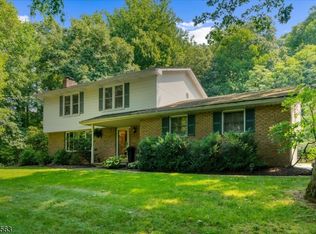 530 Bellwood Park Rd, Bethlehem Twp., NJ 08802