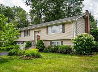 148 Rutledge Rd, Wethersfield, CT 06109