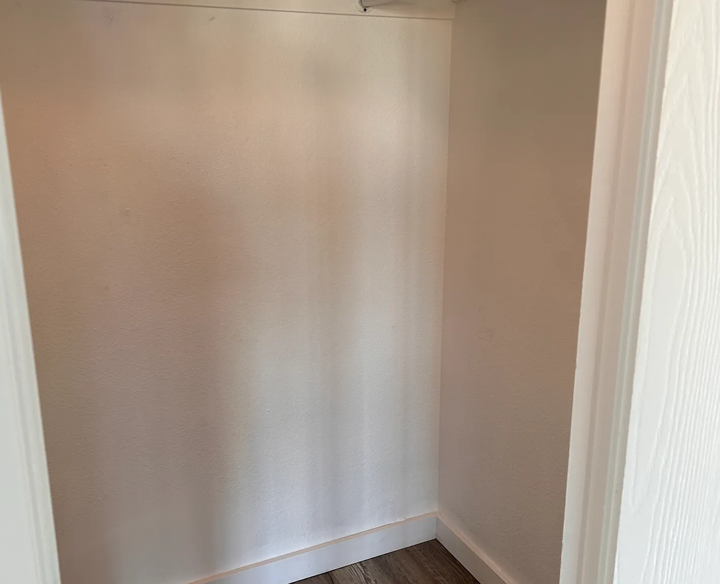 2 bed, 750 sqft, $1,199 — Photo 3