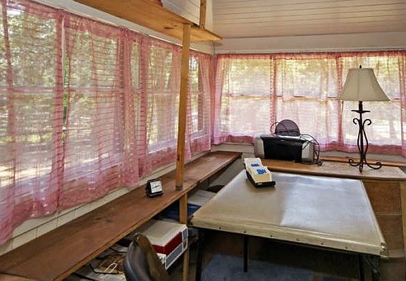 Upstairs sitting room/office