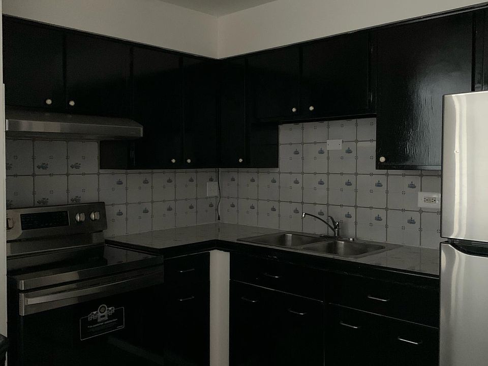 1st image of 6250 N Kenmore Ave #209