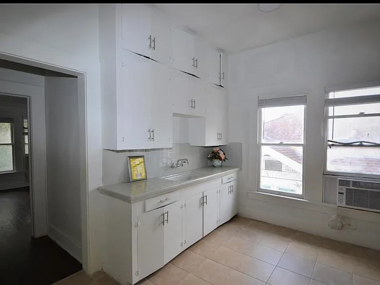 1517 Bonnie Brae St #4 — Photo 7