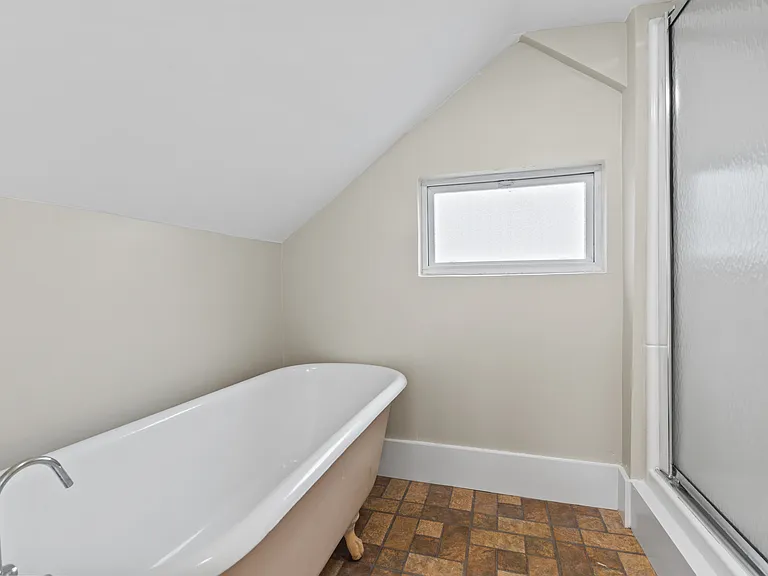 65 Hale St #2 — Photo 29