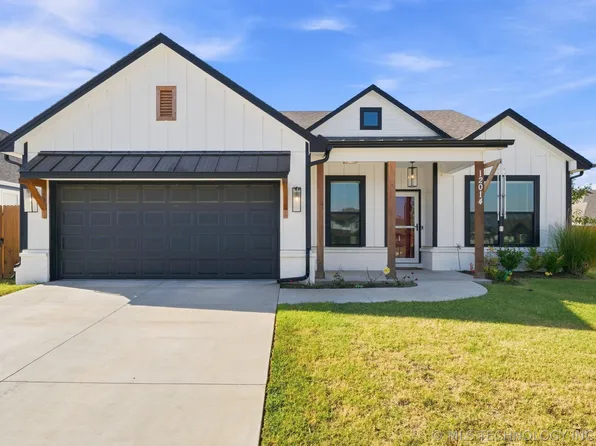 12014 E 108th St N, Owasso, OK 74055