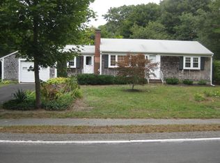 215 South St, Harwich, MA 02645