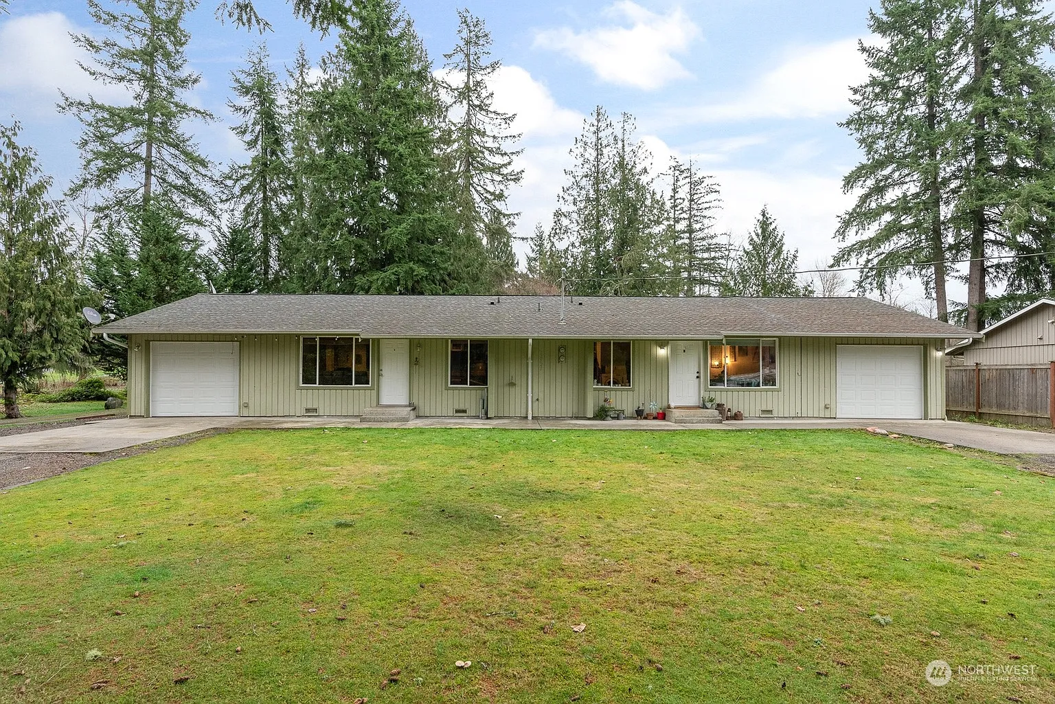 12521 99th Avenue NE photo 1