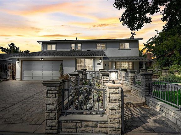2nd image of 2317 Downing Ave