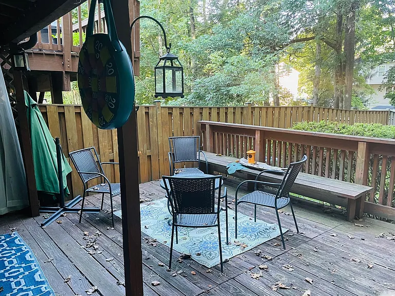 6398 Shaundale Dr — Photo 27