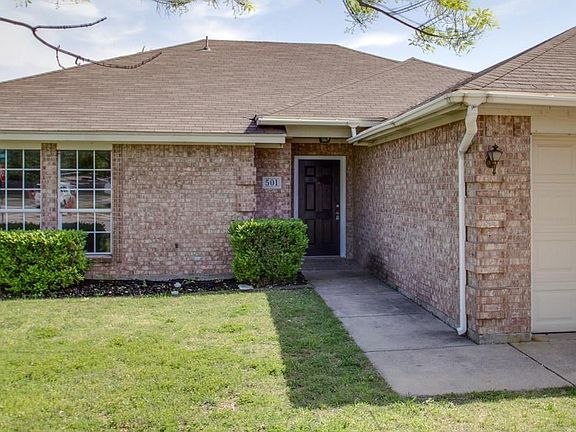 4th image of 501 Brandy Ct