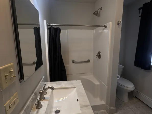 1223 E Chocolate Ave Floor 2, Hershey, PA 17033