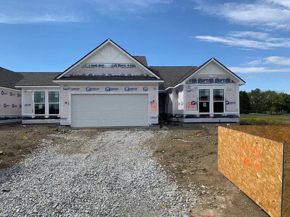 302 Marble Wood Dr, Danville, IN 46122