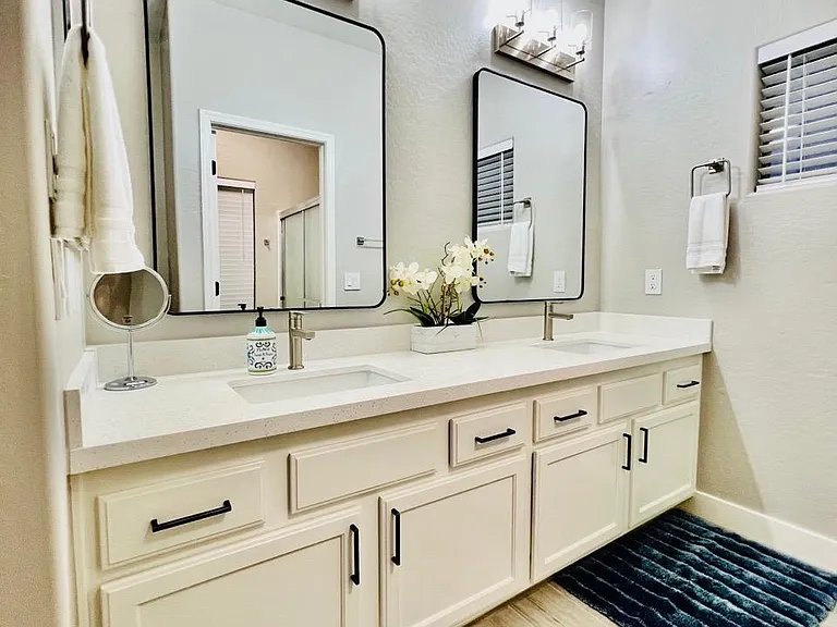 492 E Rainbow Dr — Photo 30