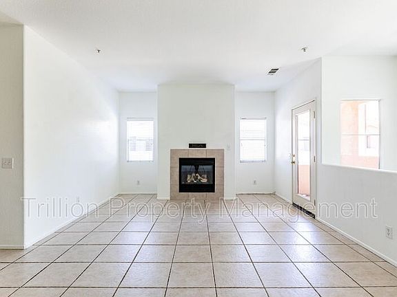 5th image of 26301 Arboretum Way Unit 106
