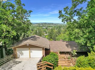 3620 University St, Eugene, OR 97405