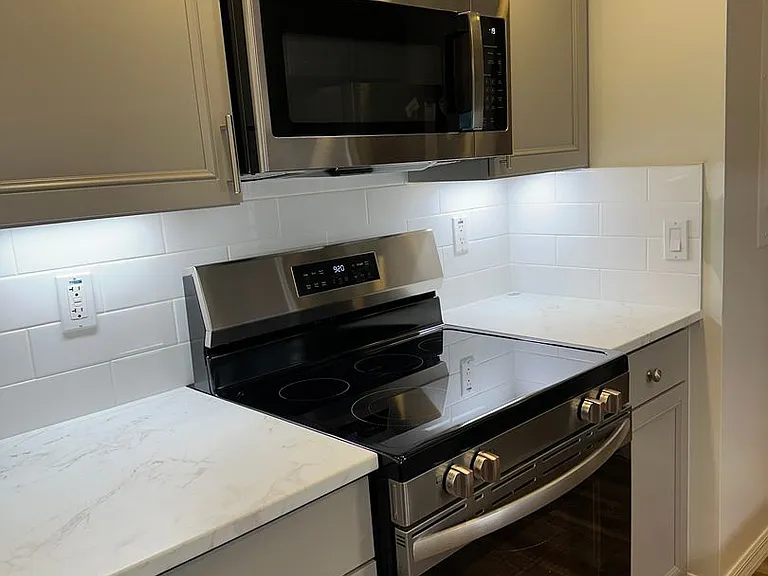1300 Gulf Shore Blvd N #304 — Photo 8