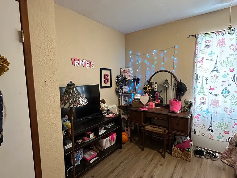 107 Spring Rd — Photo 9
