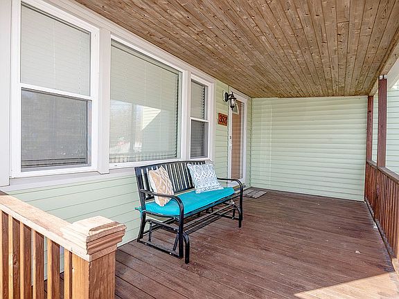 3rd image of 3521 Cheryl Dr
