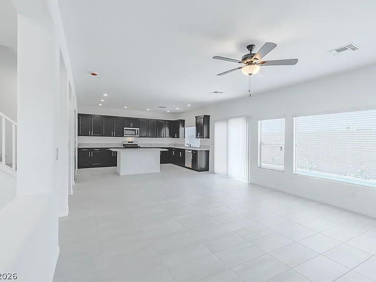 5733 Tioga Way — Photo 5