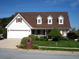 103 Rebeccas Ln, Johnson City, TN 37615