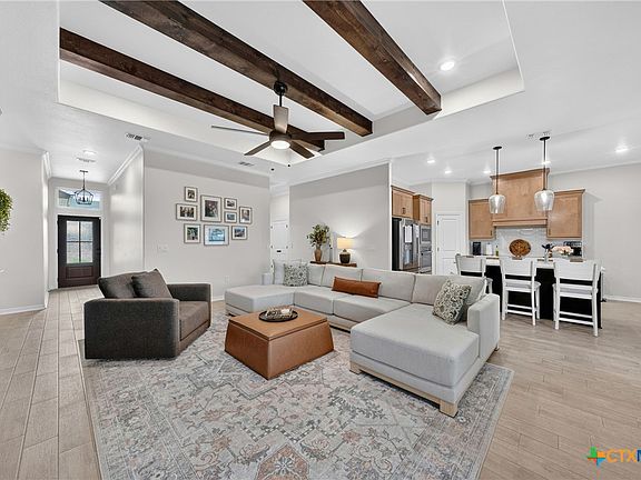 4th image of 2036 Yarrow Rd
