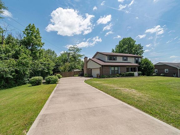 3rd image of 125 Bellemeade Dr