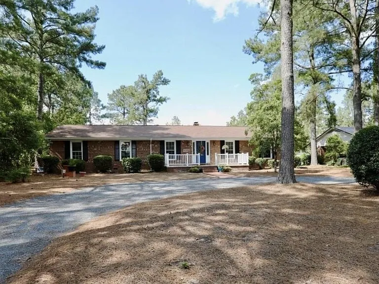 7 Pine Crescent Dr — Photo 17