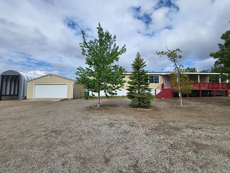 119 Julie Way — Photo 1