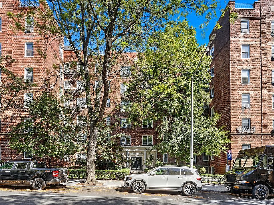 1st image of 68-63 108th St APT 3J