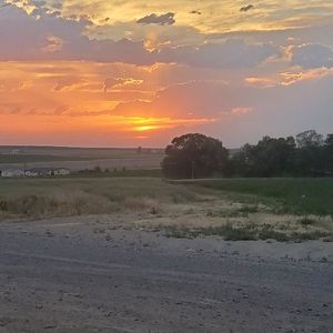 2463 E 1200 S, Hazelton, ID, 83335